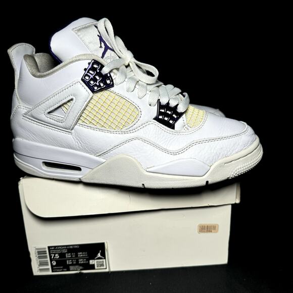 Size 7.5 - Nike Air Jordan 4 Retro Purple Metallic 2020 Men's Shoes - Picture 1 of 8